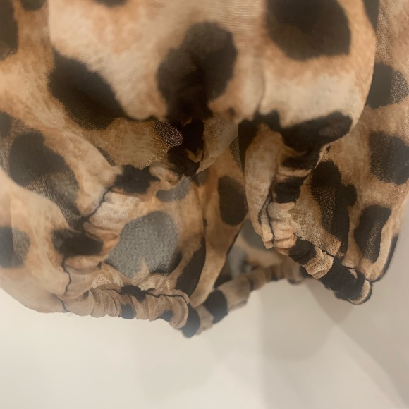 Vince Camuto Leopard Print Blouse size M - Picture 3 of 8